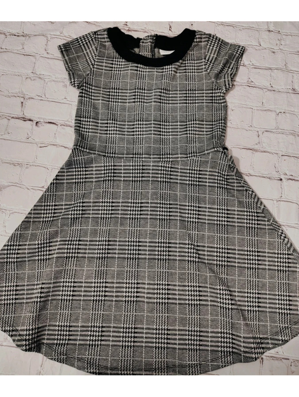 The Children's Place Girls Size 10 Black & White Plaid Skater Dress Short Sleeve